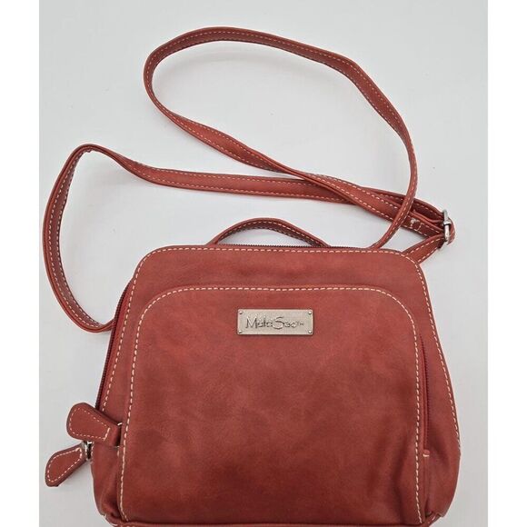 MultiSac Womens Red Faux Leather Crossbody Bag With Adjustable Strap & Interior - Picture 1 of 7